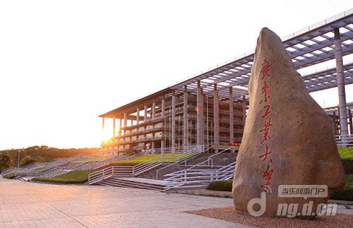 《苍翼之刃》强势入校园 掀大学格斗风潮