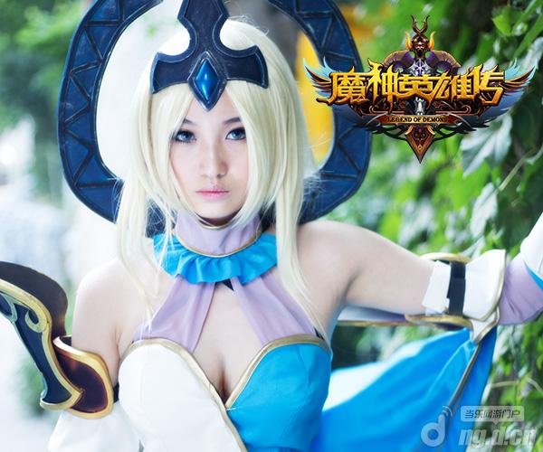 艳若桃李冷若冰霜《魔神英雄传》绝美COS图赏