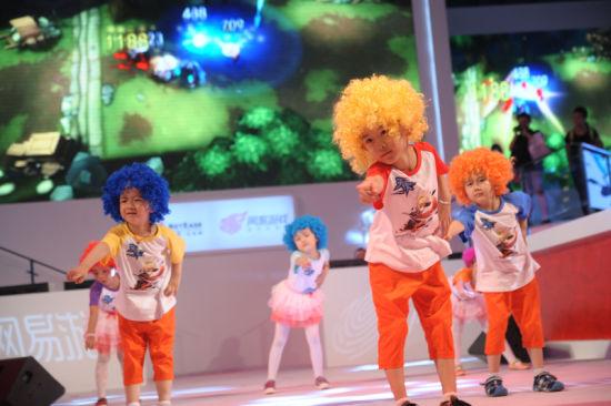 《天下HD》10后熊孩子大闹ChinaJoy