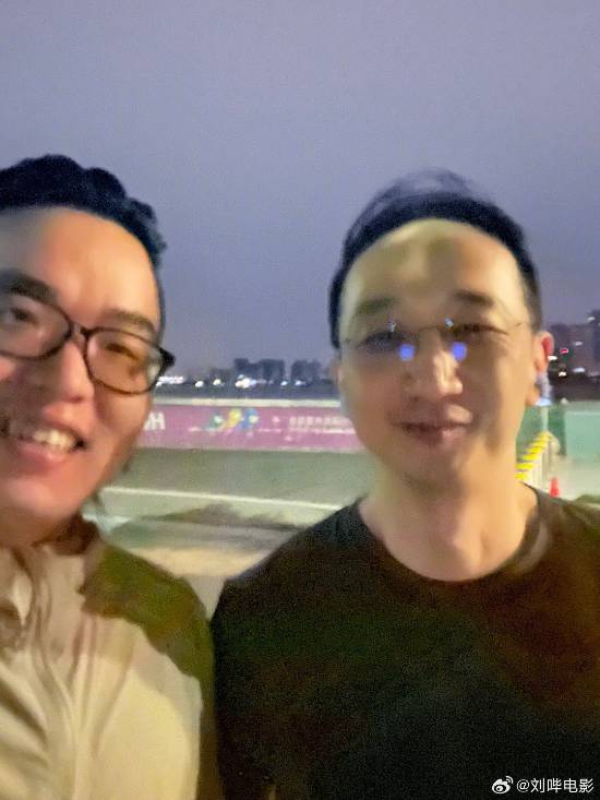 冯骥透露与金亨泰会面只讨论护发话题 玩家调侃其六根不洁